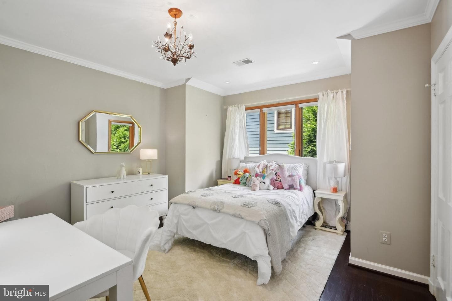6036 Broad Street photo 20
