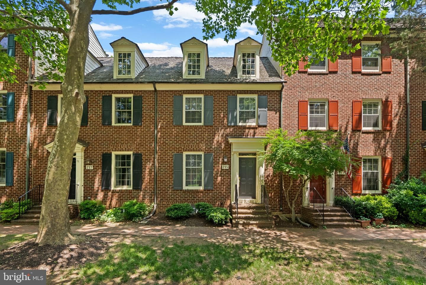 215 Firehouse Lane photo 2
