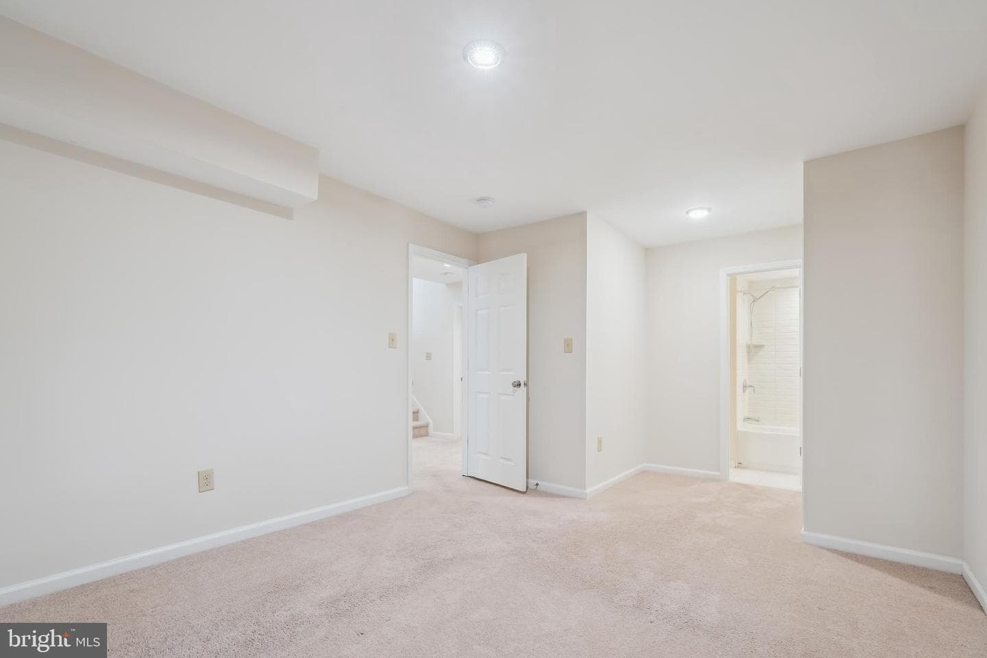 7 Butterwick Court photo 32