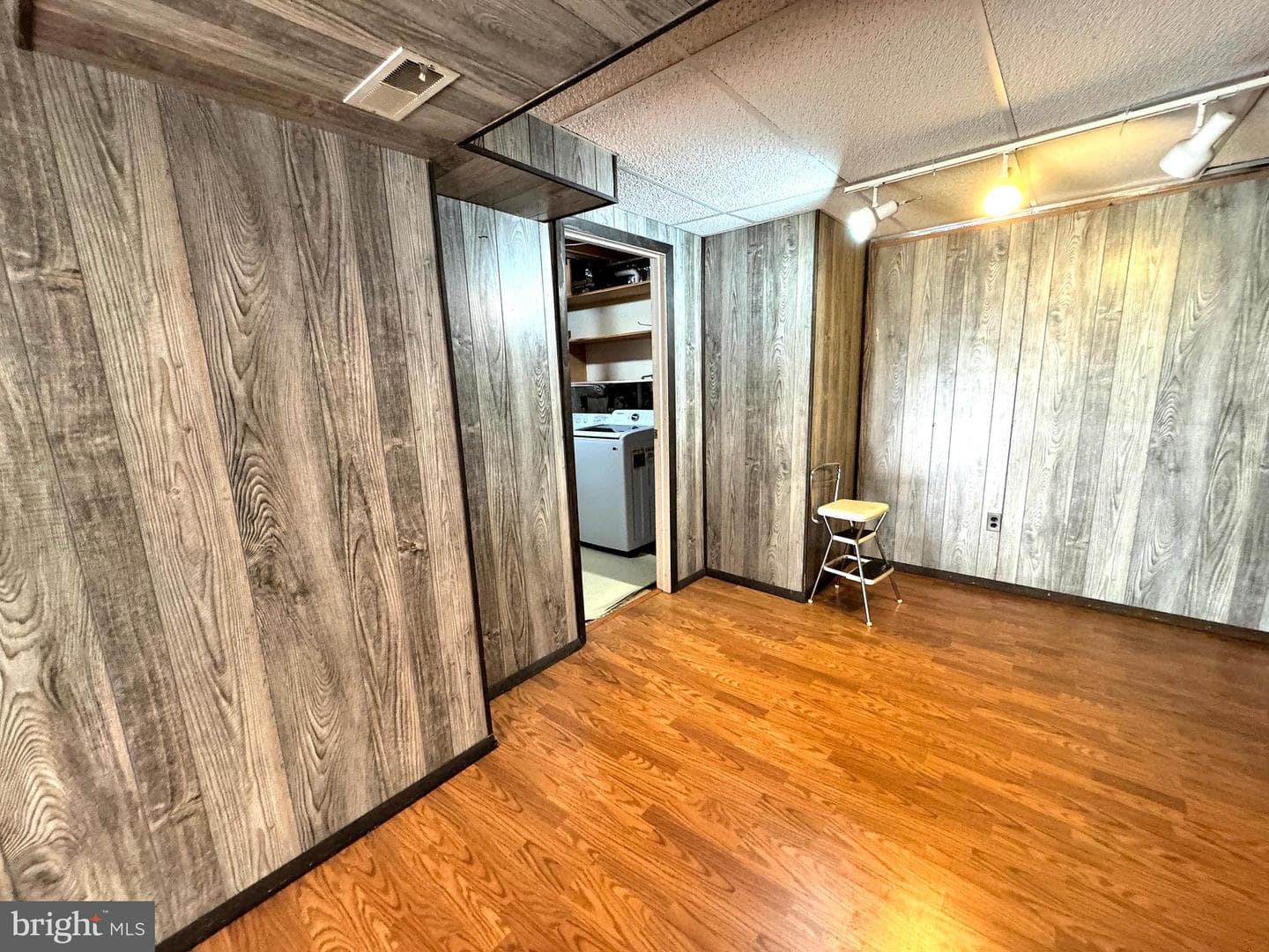 1323 Twig Terrace photo 35