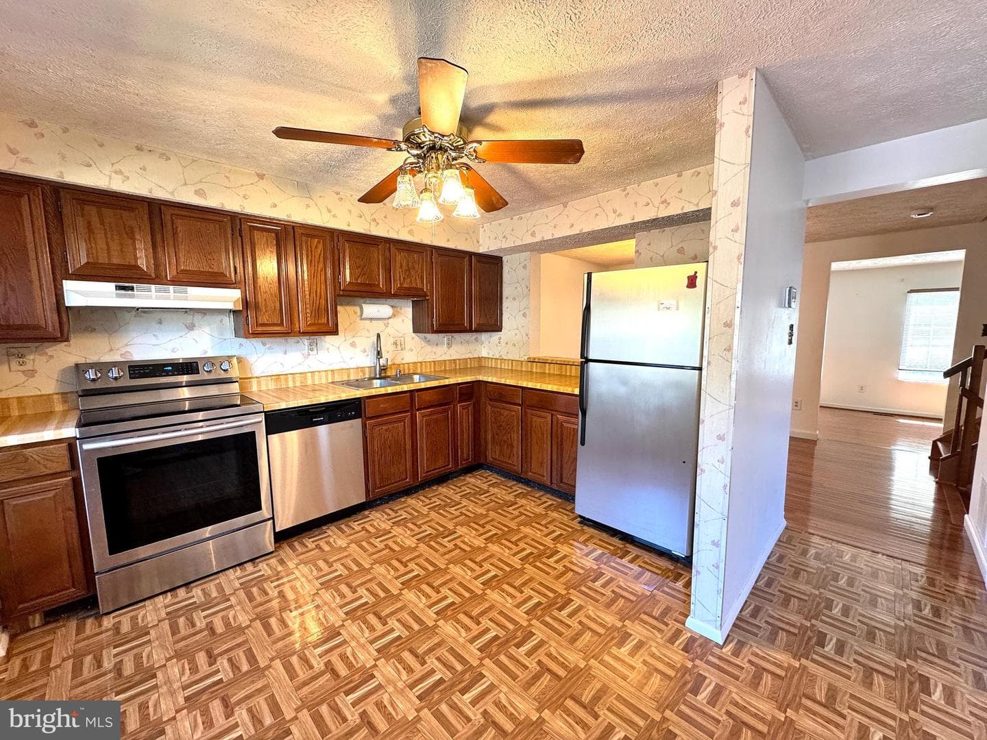 1323 Twig Terrace photo 4