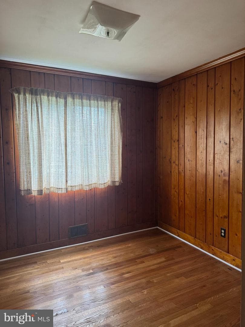 137 Fleetwood Terrace photo 6
