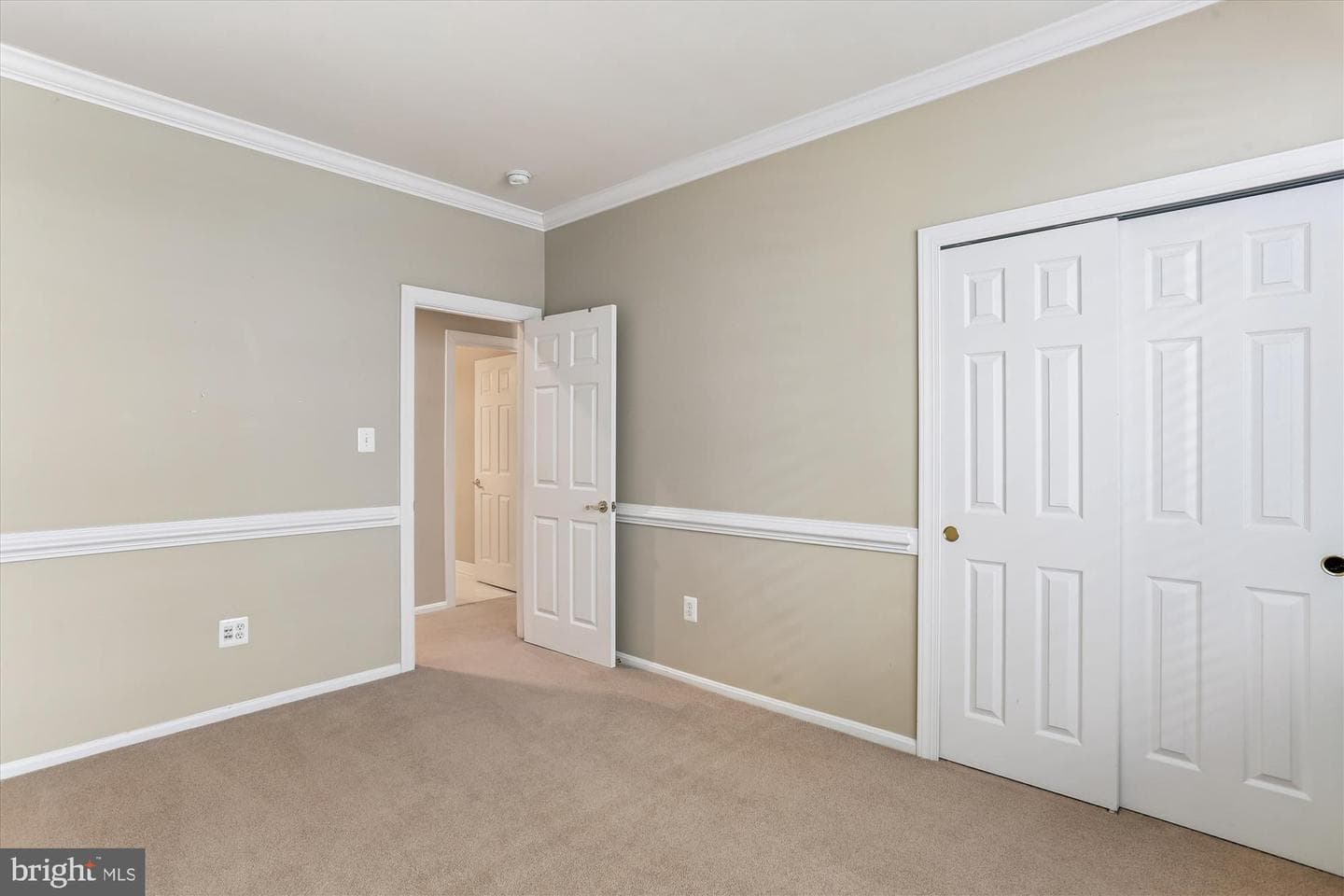 713 Bright Meadow Drive photo 27