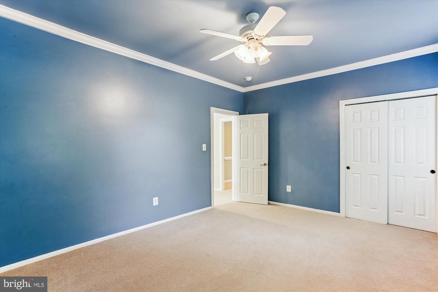 713 Bright Meadow Drive photo 30