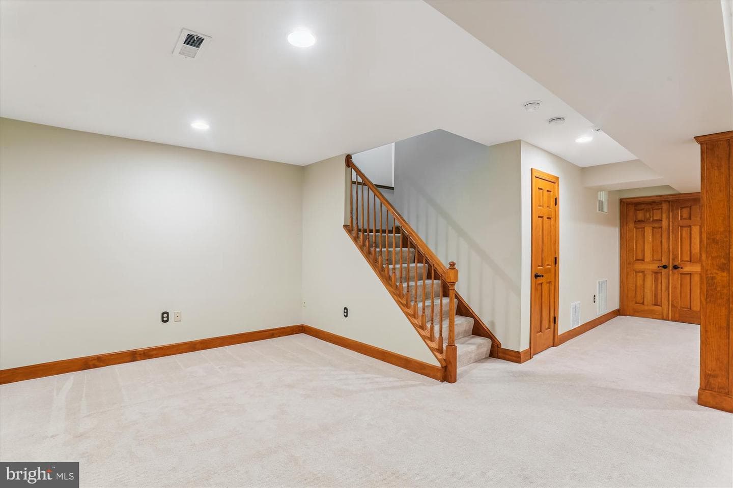 713 Bright Meadow Drive photo 37