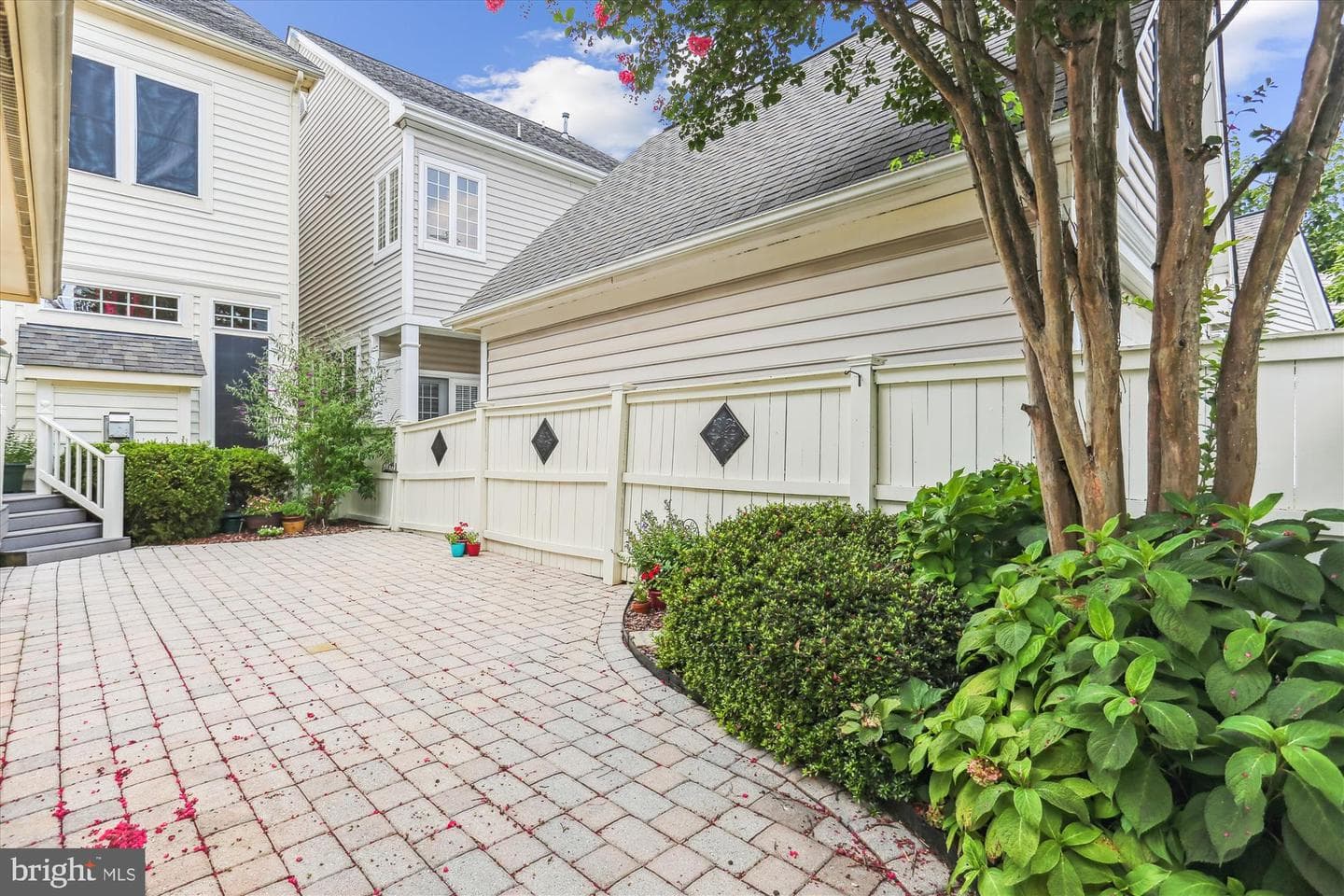 713 Bright Meadow Drive photo 41