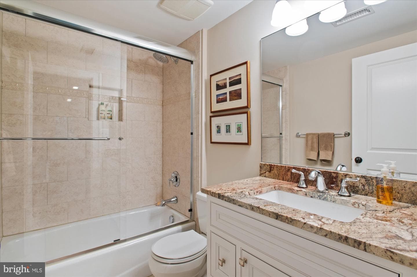 7820 Hampden Lane photo 57