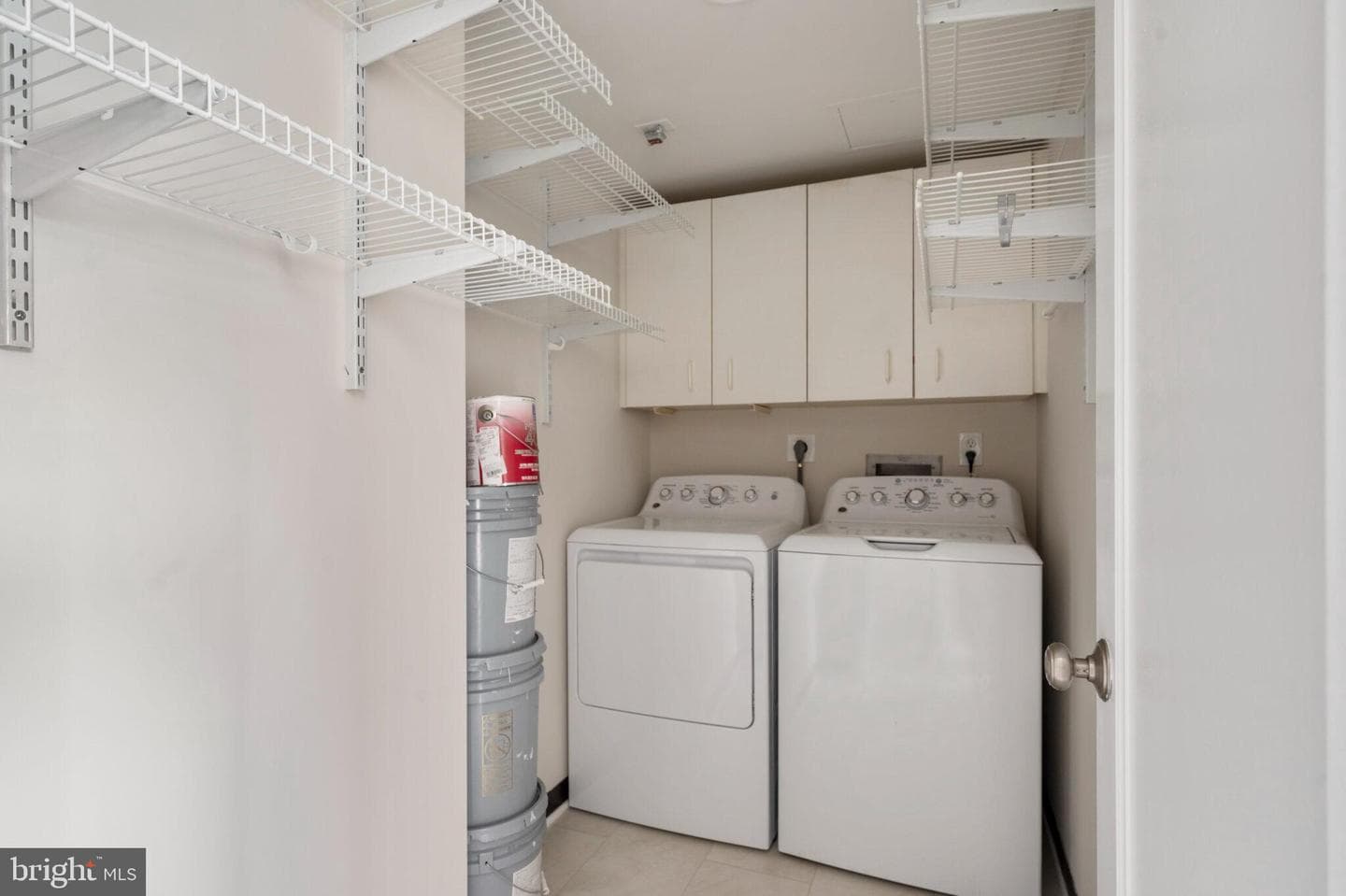 5802 Nicholson Lane #2-702 photo 39