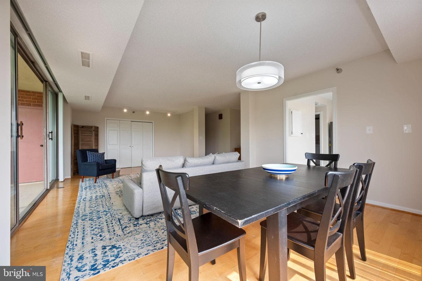 5802 Nicholson Lane #2-702 photo 8