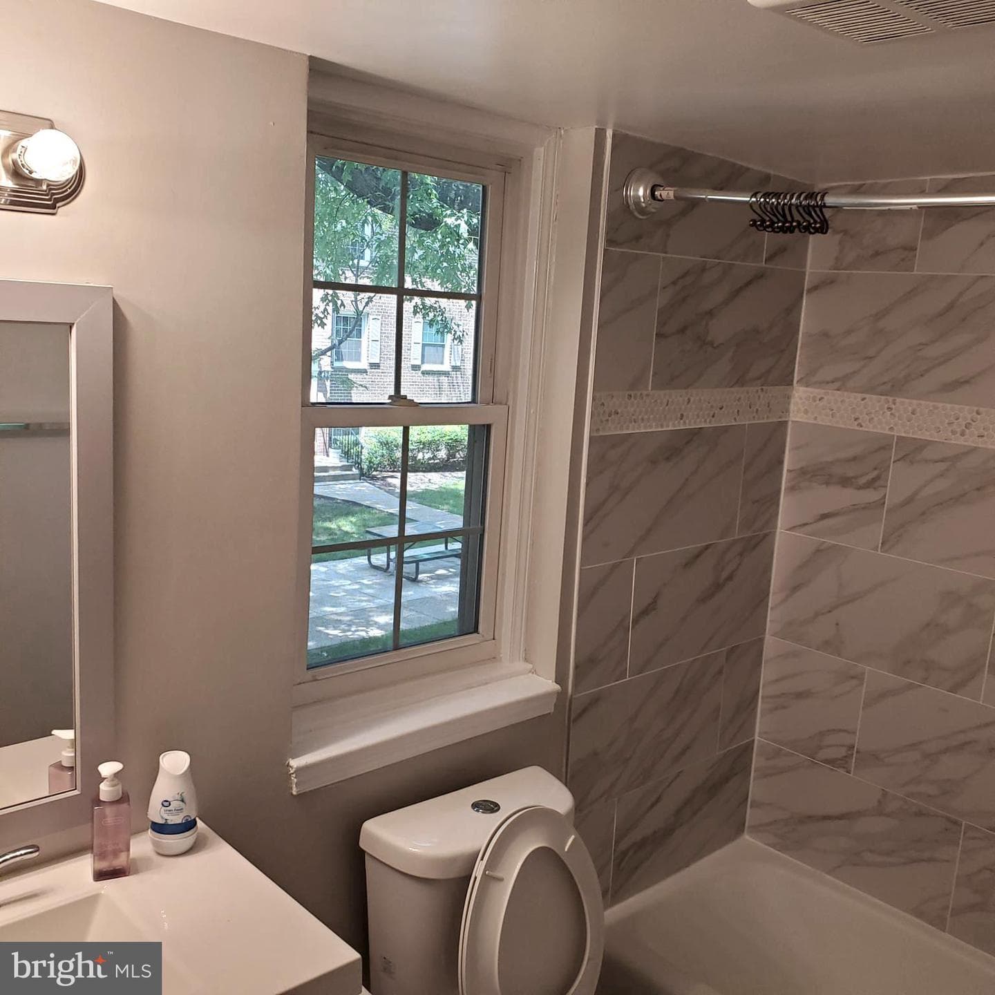 798 Quince Orchard Boulevard #798-101 photo 11