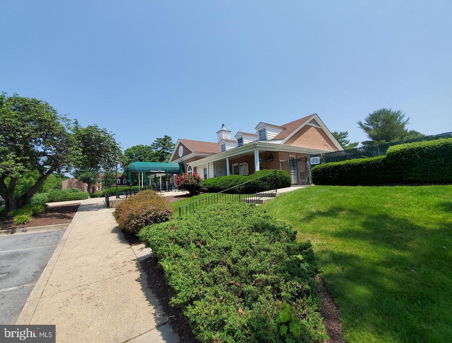 798 Quince Orchard Boulevard #798-101 photo 18