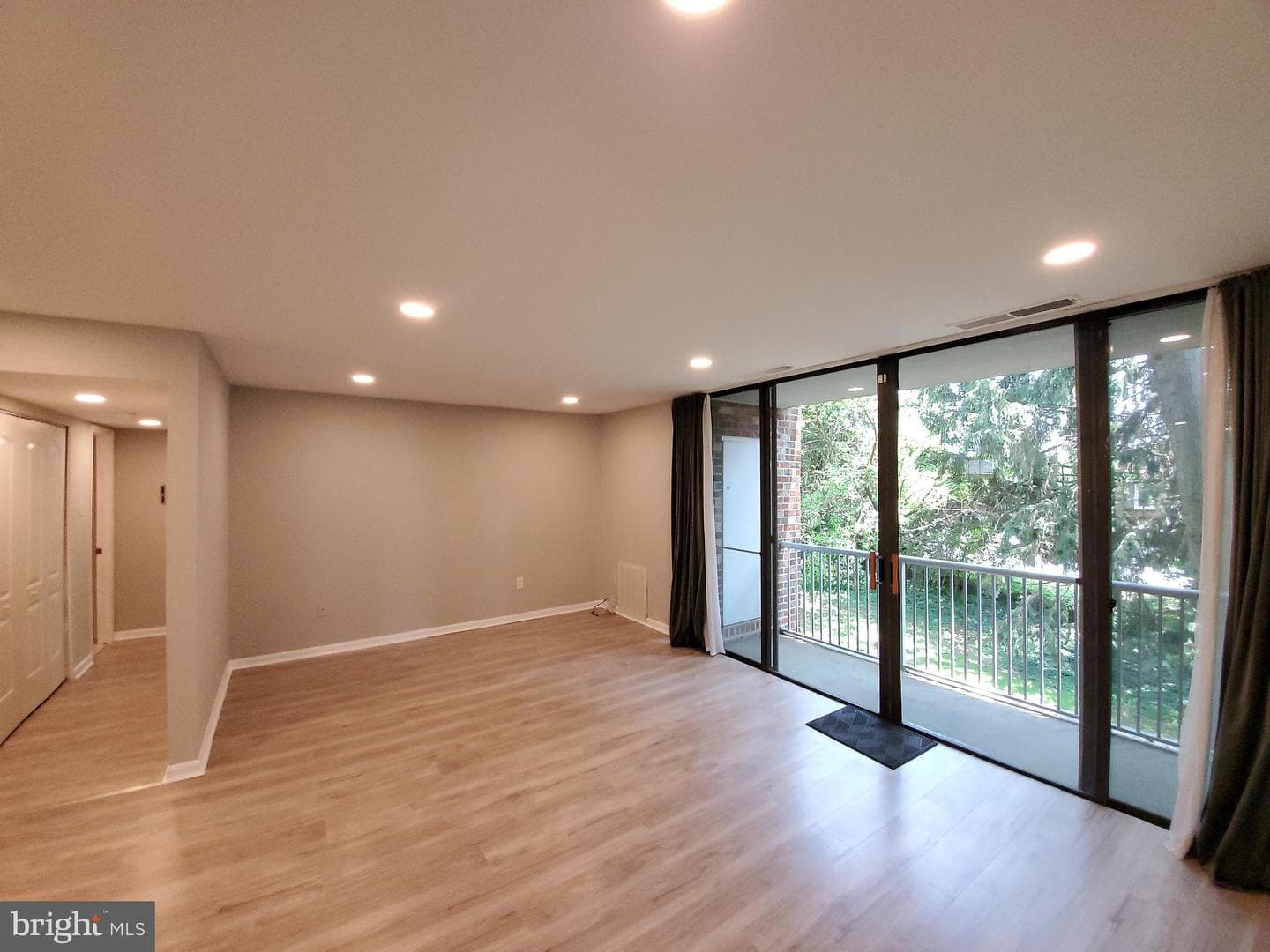 798 Quince Orchard Boulevard #798-101 photo 6