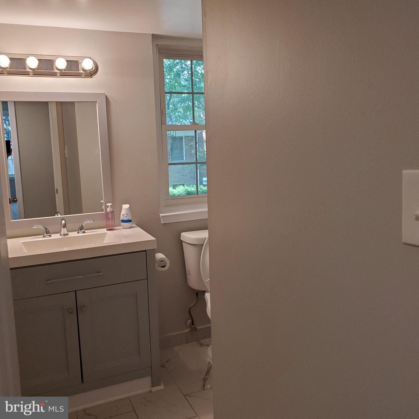 798 Quince Orchard Boulevard #798-101 photo 9
