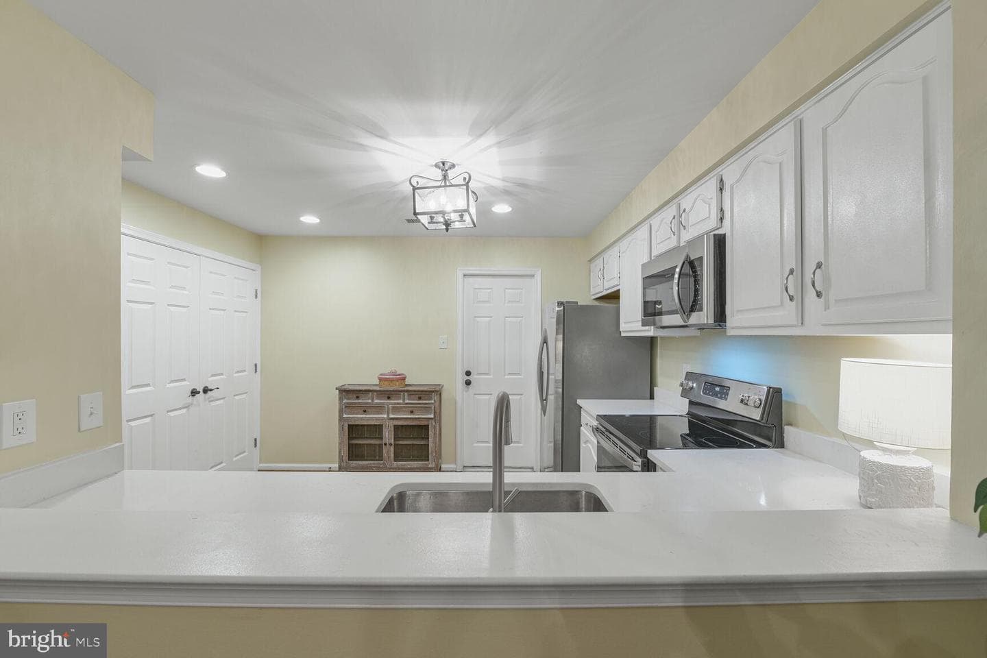 5810 Linden Square Court photo 22