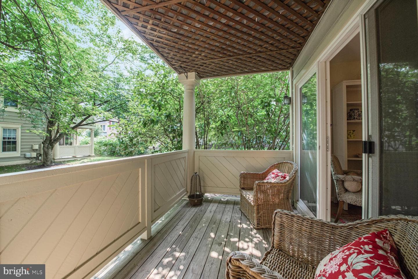 5810 Linden Square Court photo 9