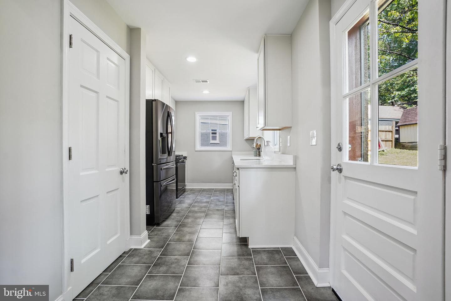 514 Silver Spring Avenue photo 11