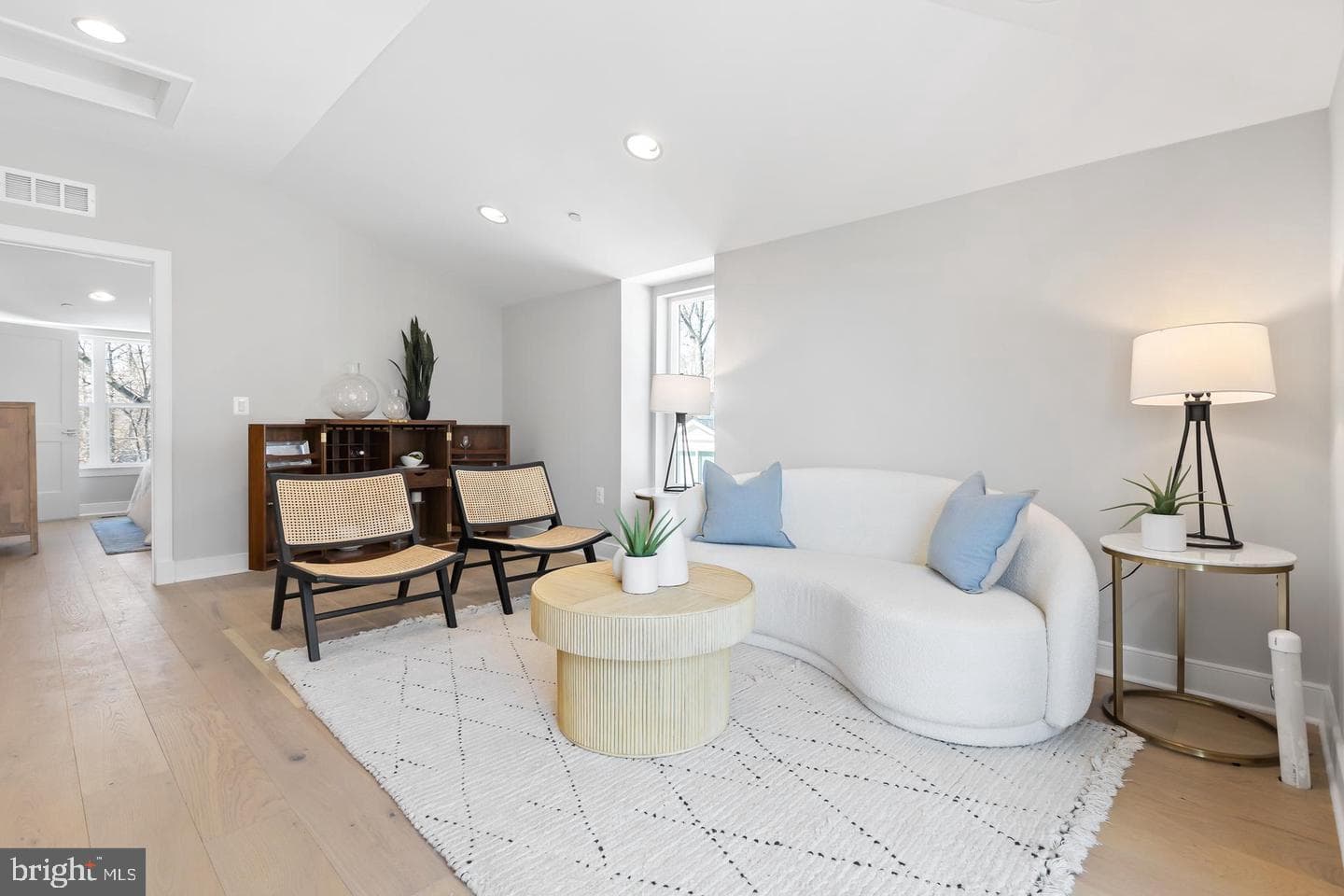 10302 Grosvenor Place photo 28