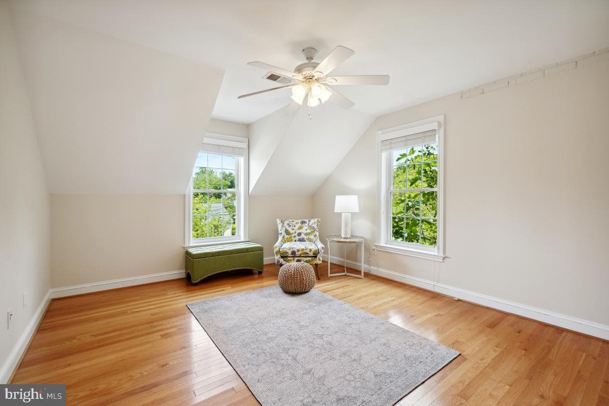 8610 Melwood Road photo 32