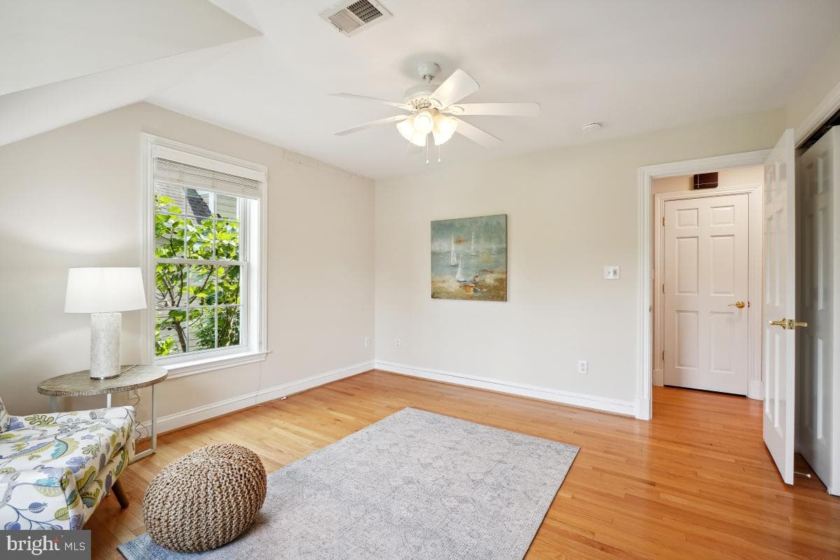 8610 Melwood Road photo 33