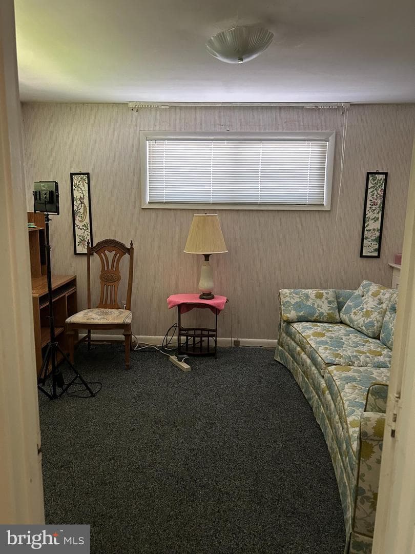 13012 Daley Street photo 9