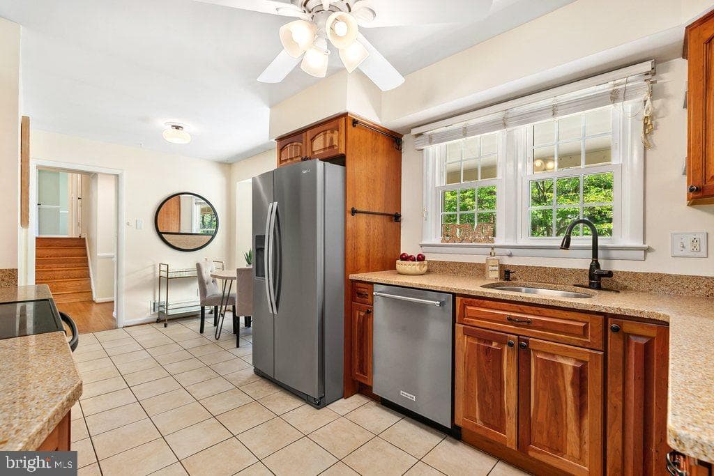 201 Mowbray Road photo 10