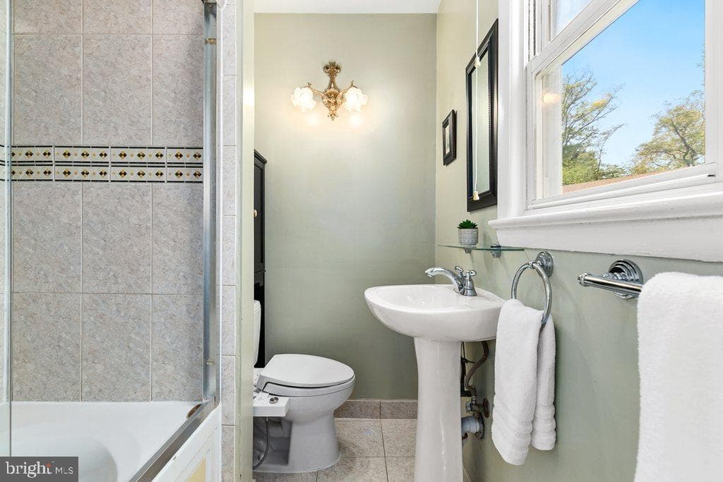 201 Mowbray Road photo 20