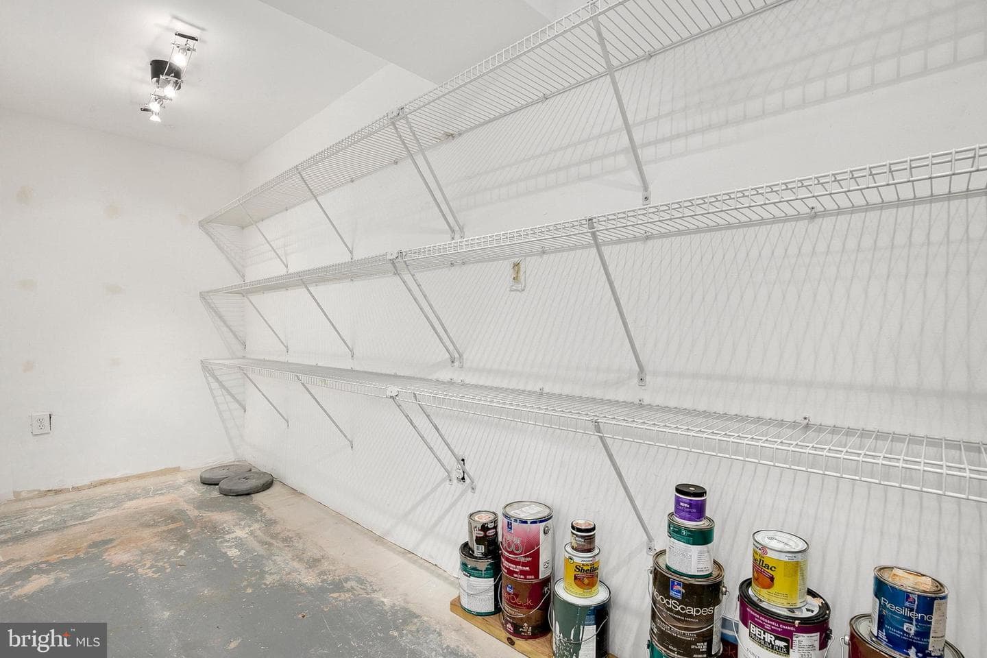 201 Mowbray Road photo 39