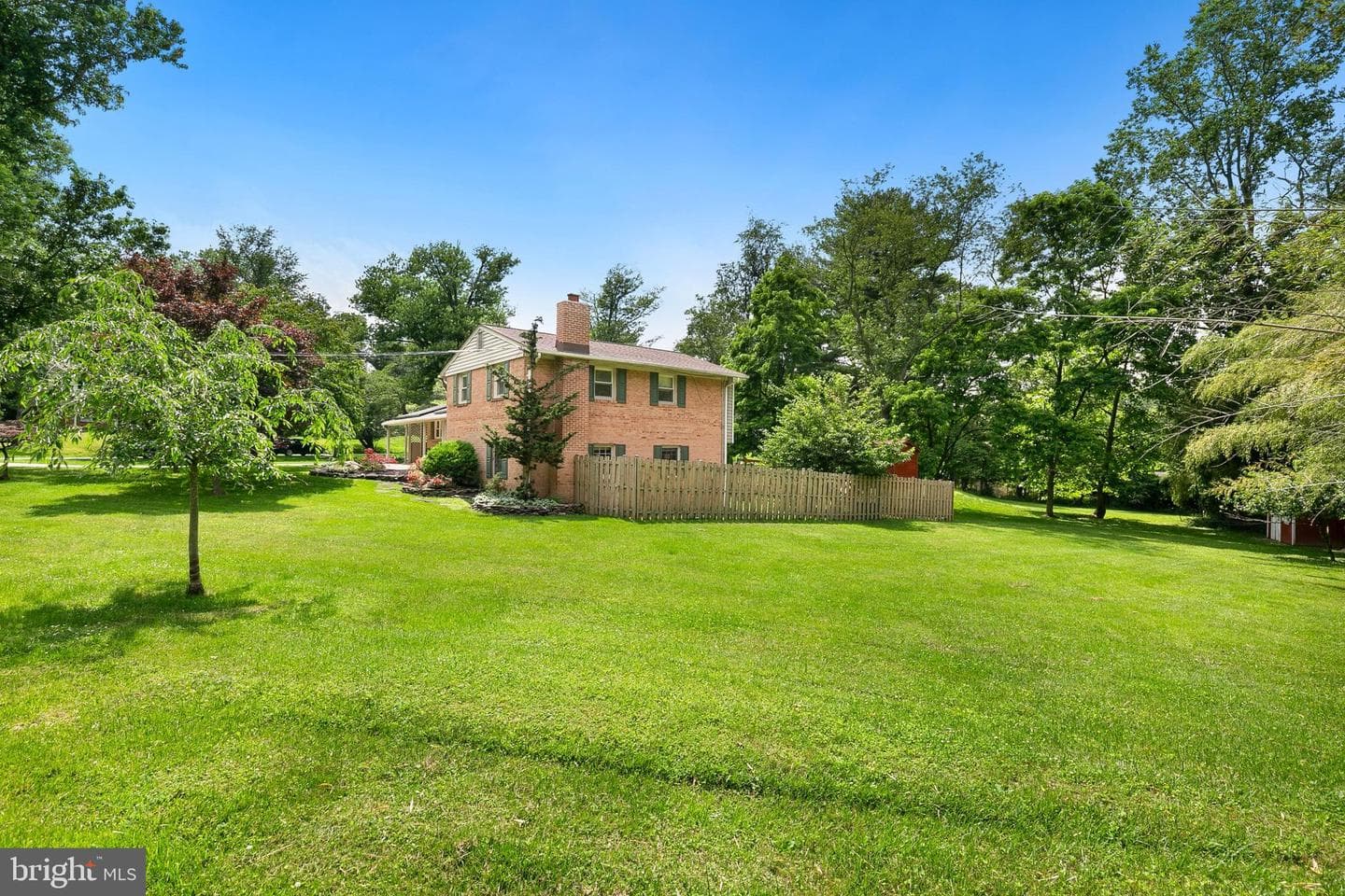201 Mowbray Road photo 46