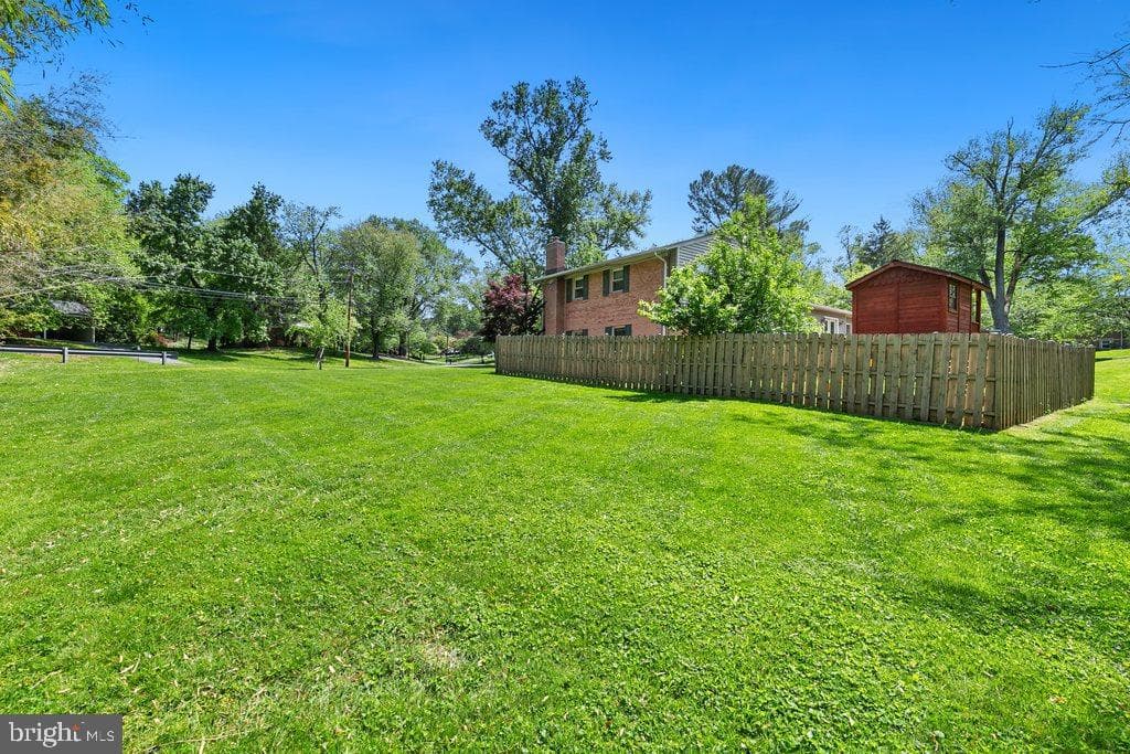 201 Mowbray Road photo 47