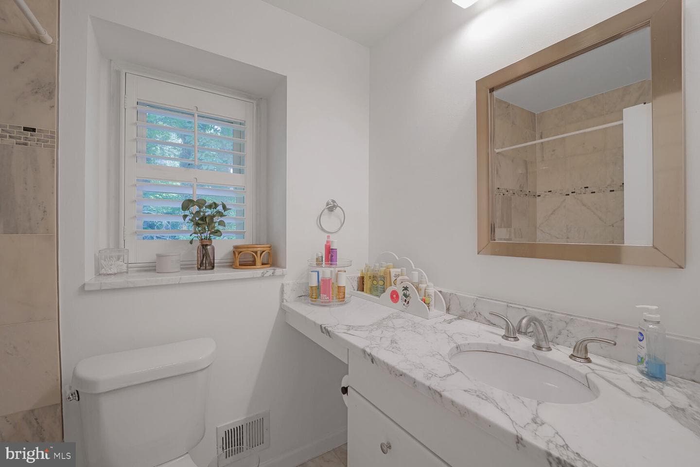 203 Nelson Street photo 23