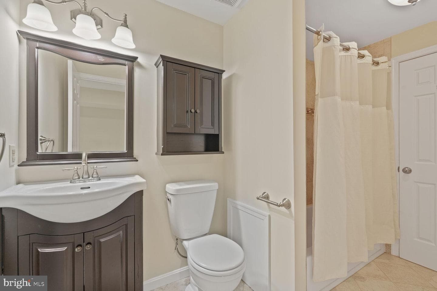 3817 Woodridge Avenue photo 23