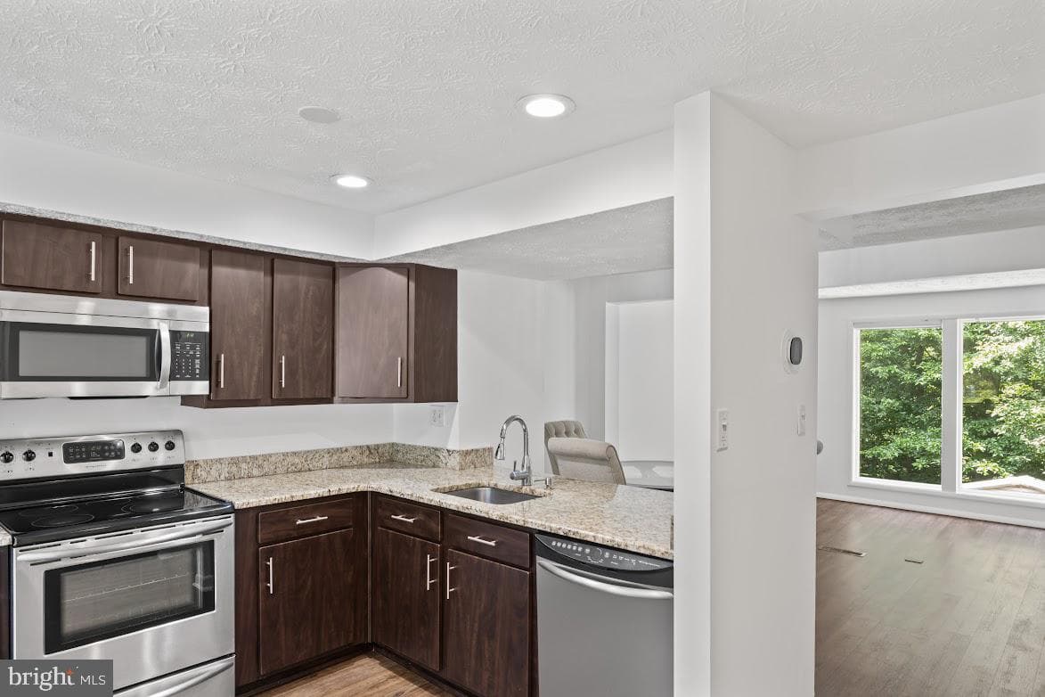 13825 Palmer House Way #32-237 photo 10