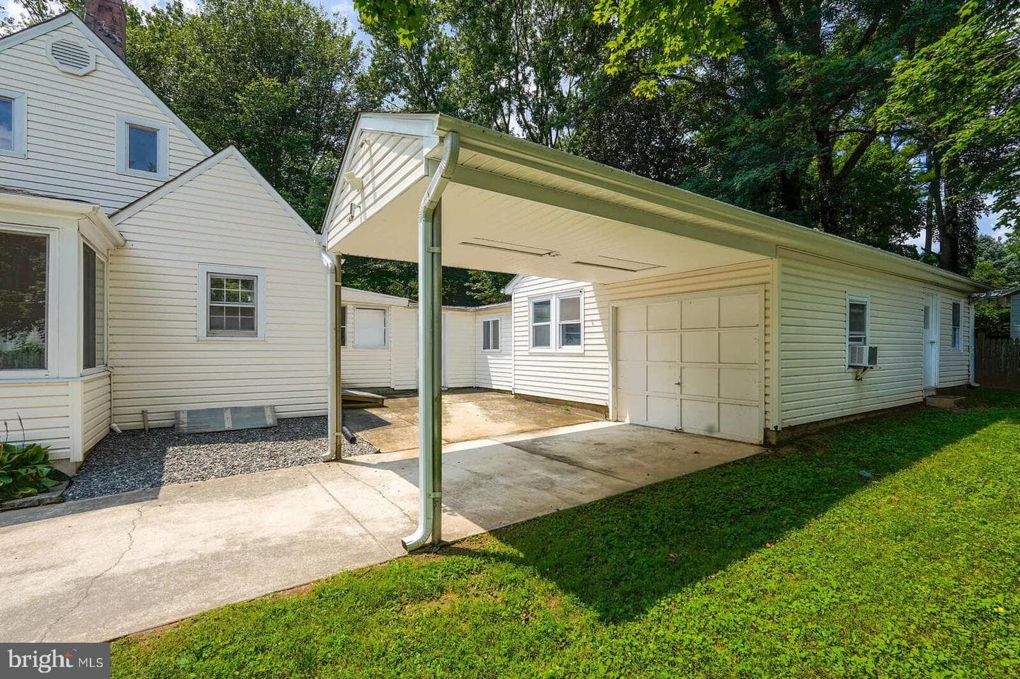 11310 Norris Drive photo 3