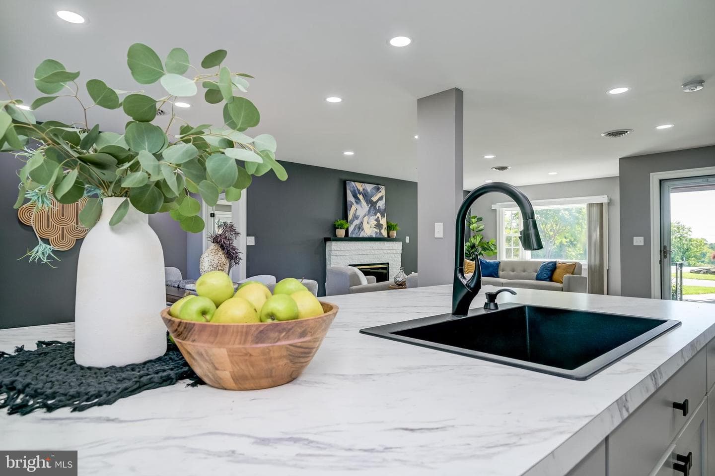 21020 Peach Tree Road photo 12