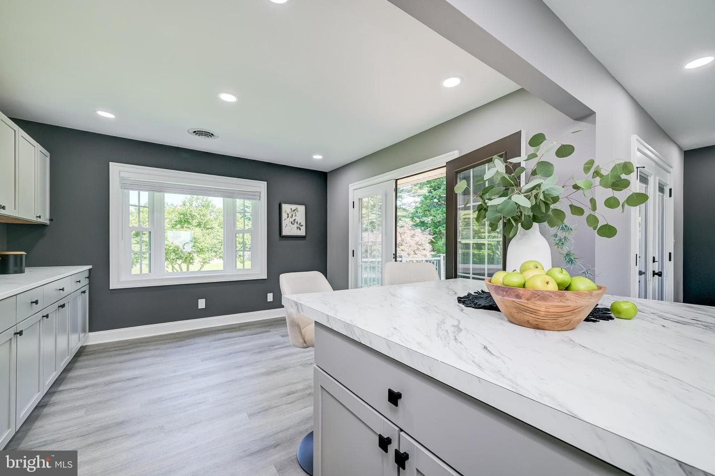 21020 Peach Tree Road photo 14