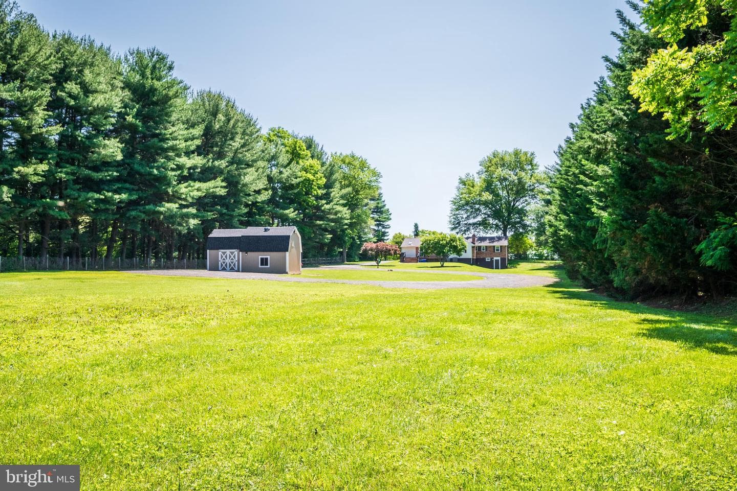 21020 Peach Tree Road photo 53