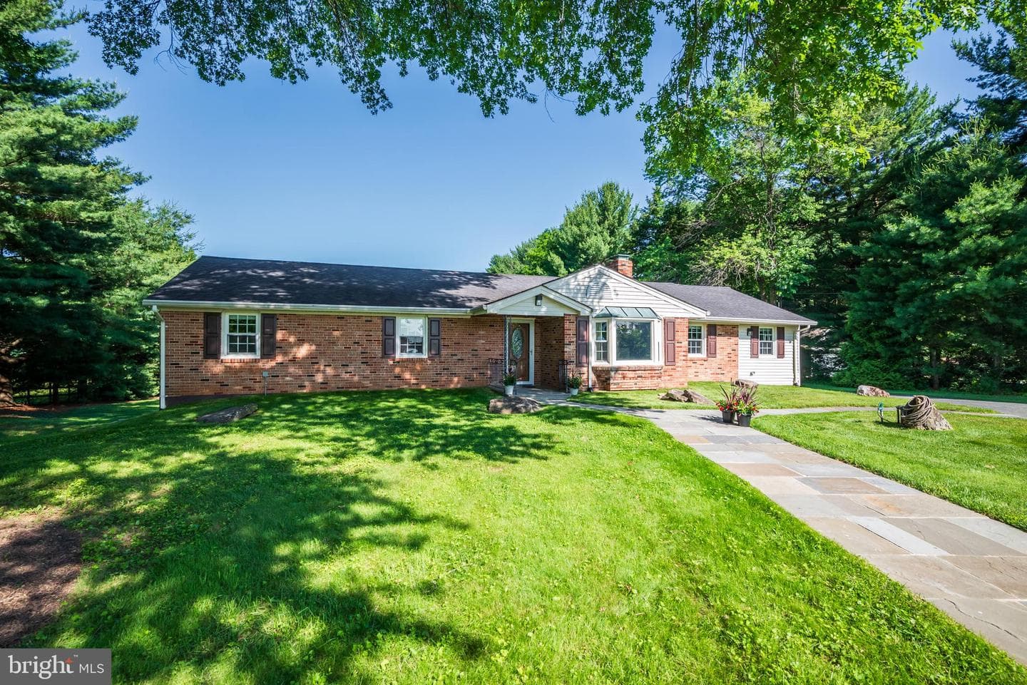 21020 Peach Tree Road photo 55