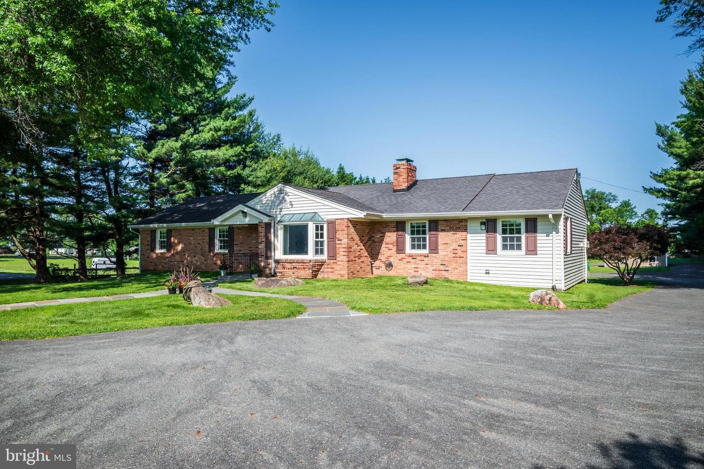 21020 Peach Tree Road photo 56