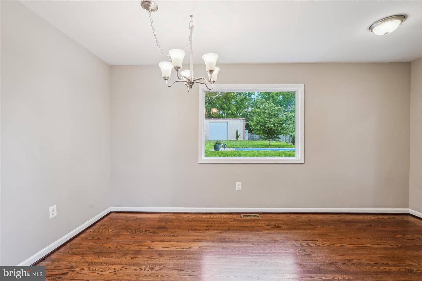 26832 Howard Chapel Drive photo 17