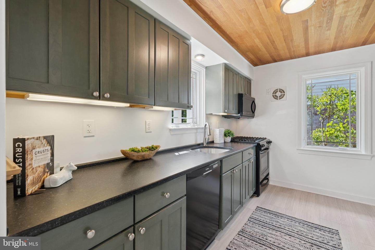 7808 Boston Avenue photo 12