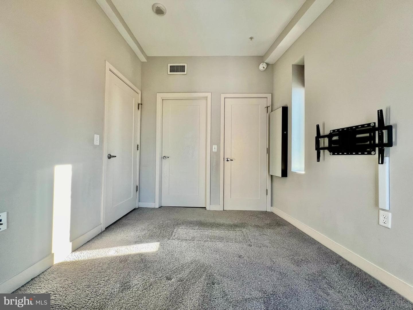 1320 Fenwick Lane #808 photo 11
