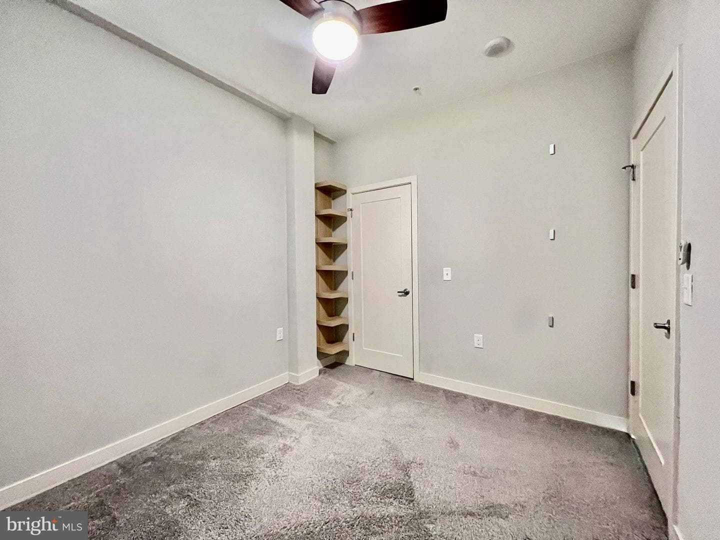 1320 Fenwick Lane #808 photo 16