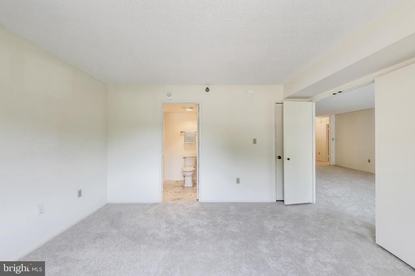 15100 Interlachen Drive #115 photo 29