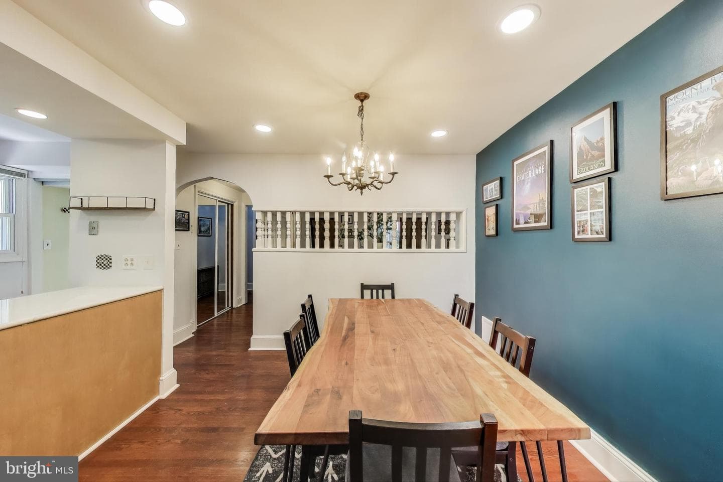 805 Islington Street photo 11