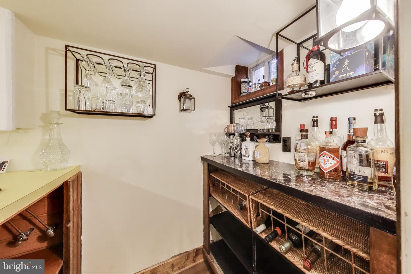 805 Islington Street photo 41