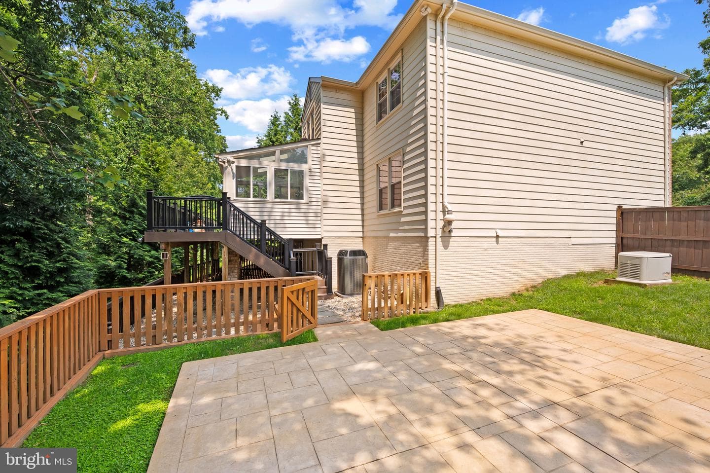 15016 Wellwood Road photo 43