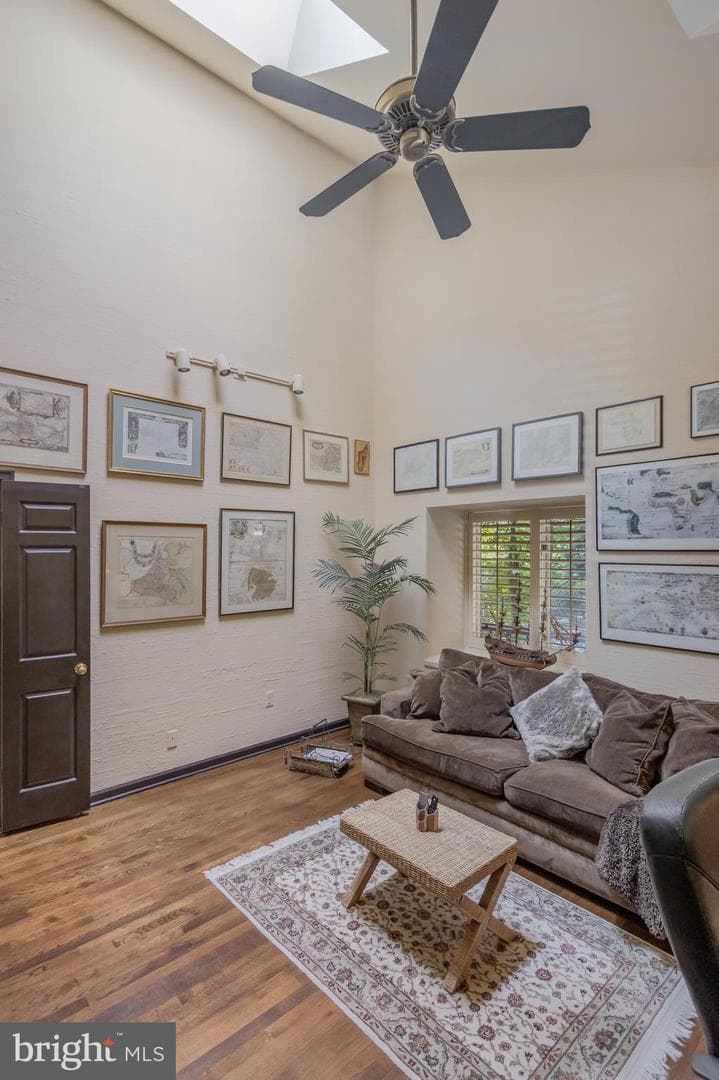 6101 Davenport Terrace photo 14
