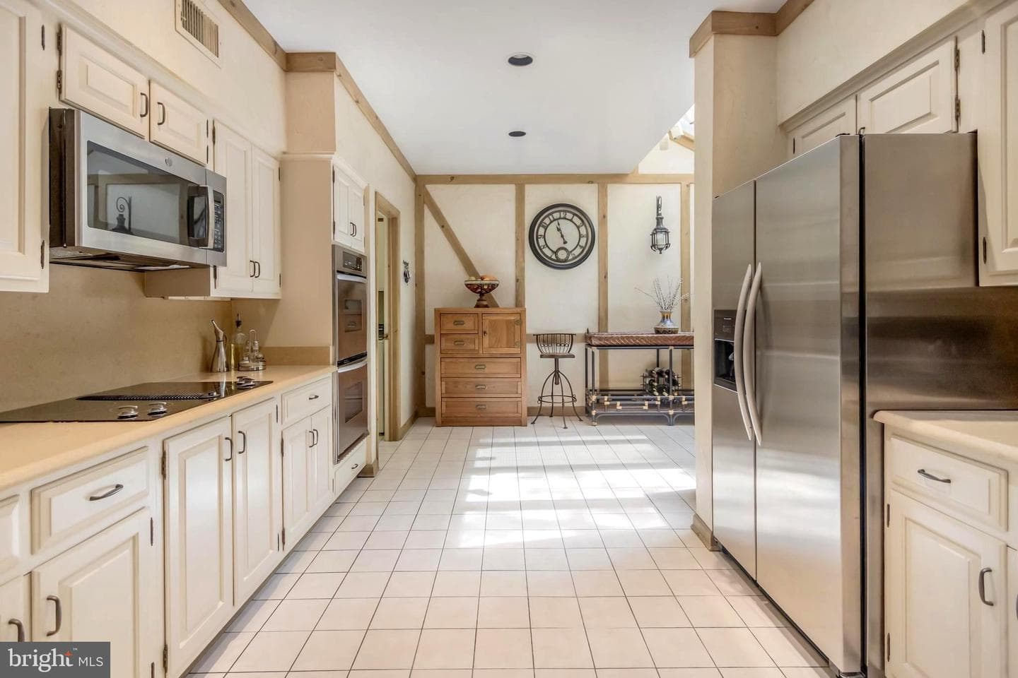 6101 Davenport Terrace photo 2