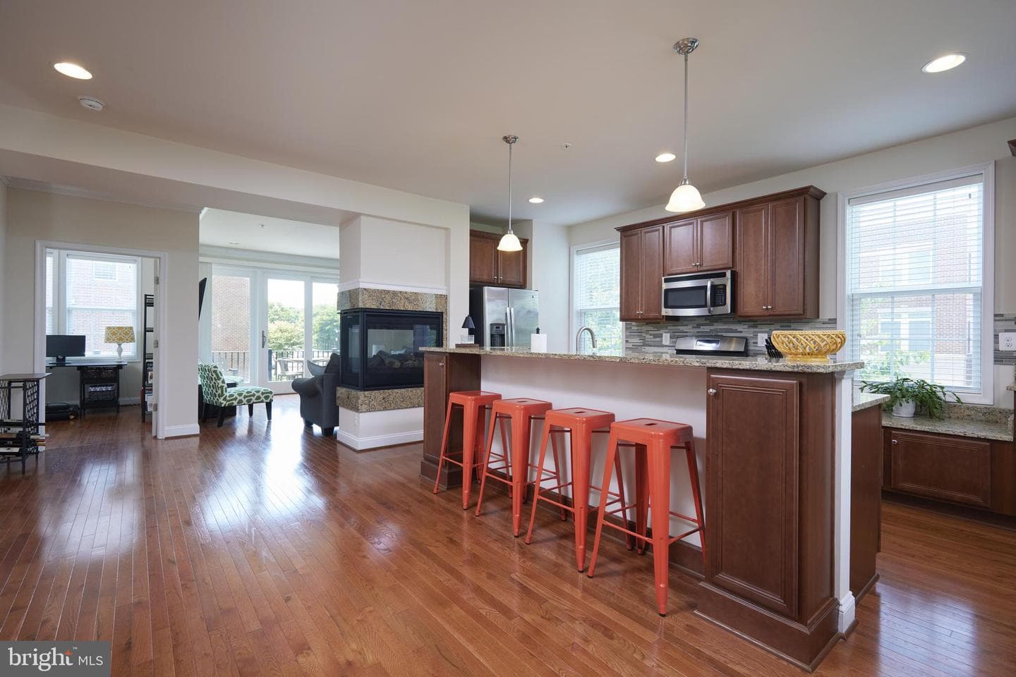 400 Blue Flax Place photo 10