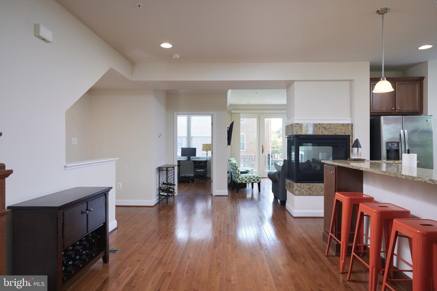 400 Blue Flax Place photo 16